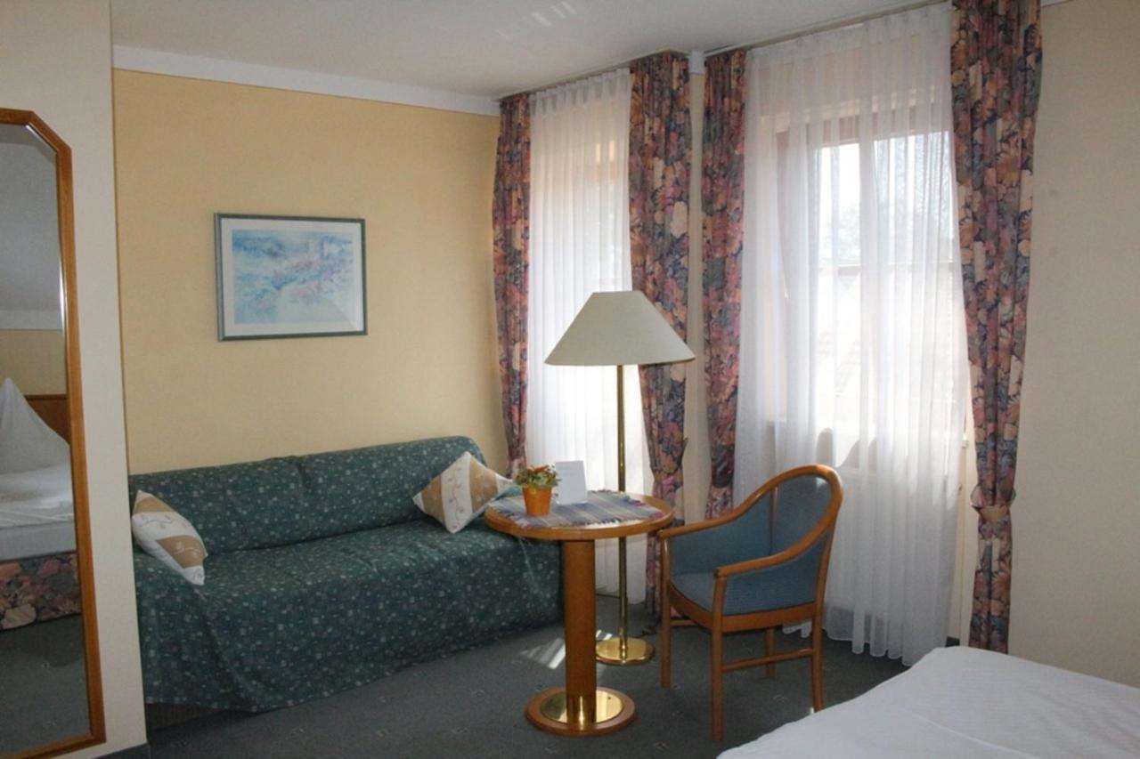 Landgasthof Adler Aislingen Екстериор снимка